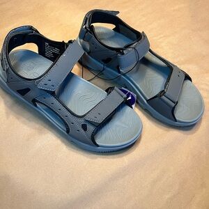 End Hurley strap sandals